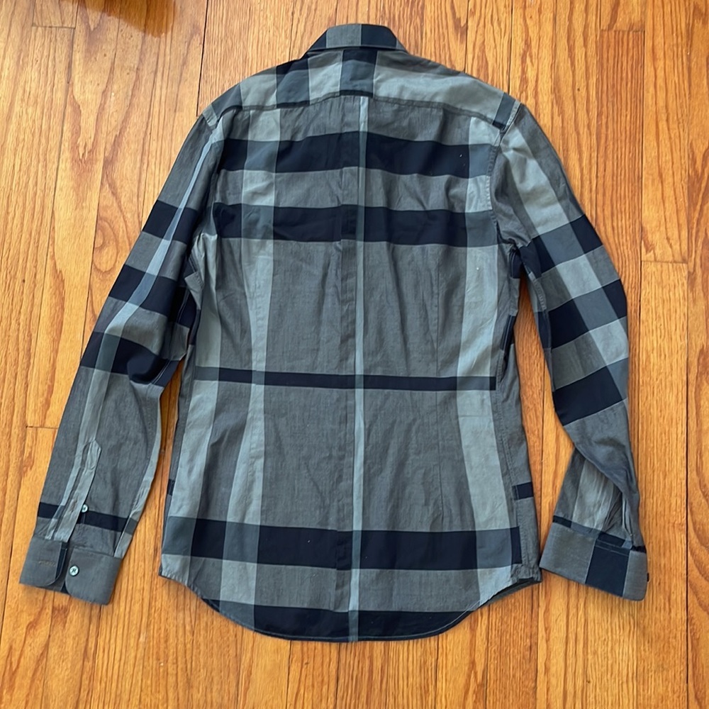 Burberry t-shirt - Picture 6 of 7